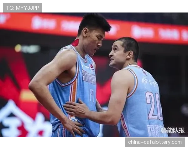 门内加内线脚步扎实,新疆队低位进攻战术因此增加变化